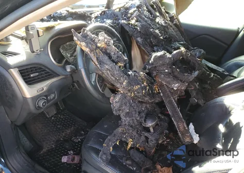 2015 Jeep Cherokee Latitude из США, поврежденный, VIN 1C4PJMCS2FW757570